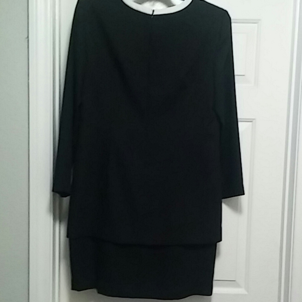 DRESS - Picture 2 of 2